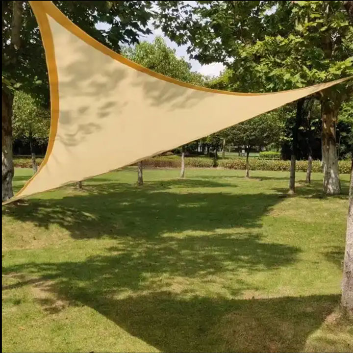 Triangular Dailymotion vid Net Shade Sail